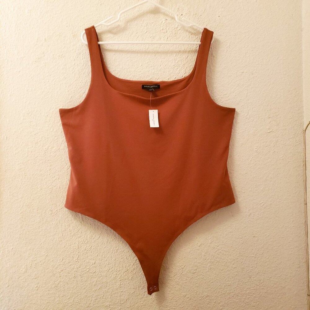 Banana Republic Scoop Neck Thong Bodysuit XXL Hue 165 NWT